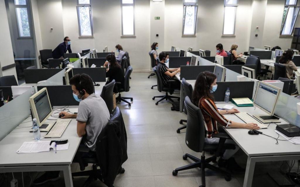 Língua gestual permite acesso de três mil surdos ao SNS24 Língua gestual permite acesso de três mil surdos ao SNS24