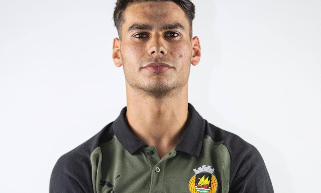 Corpo encontrado no Porto é de Rafael Maravalha, treinador dos Sub-15 do Rio Ave Corpo encontrado no Porto é de Rafael Maravalha, treinador dos Sub-15 do Rio Ave