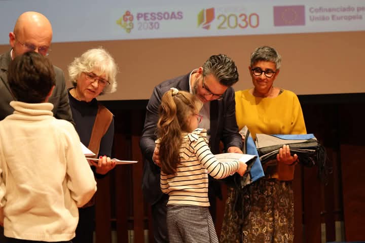 Alunos do Agrupamento Rodrigues de Freitas distinguidos com Prémios de Mérito Alunos do Agrupamento Rodrigues de Freitas distinguidos com Prémios de Mérito