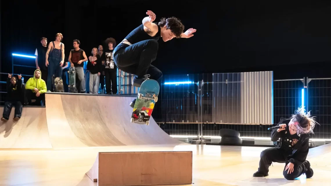 Rivoli transforma-se num skatepark e leva adrenalina ao palco Rivoli transforma-se num skatepark e leva adrenalina ao palco