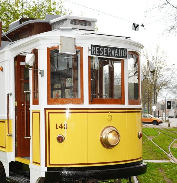 STCP recupera carro elétrico centenário para integrar serviço de alugueres do Museu do Carro Elétrico STCP recupera carro elétrico centenário para integrar serviço de alugueres do Museu do Carro Elétrico