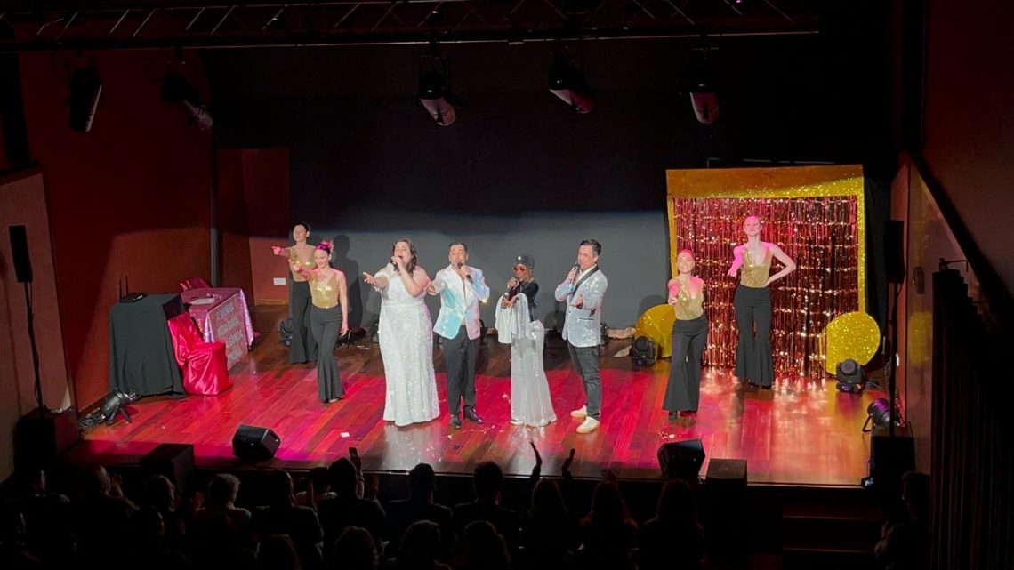 “Filhas da Mãe” estreia no Teatro Modestos com casa cheia “Filhas da Mãe” estreia no Teatro Modestos com casa cheia