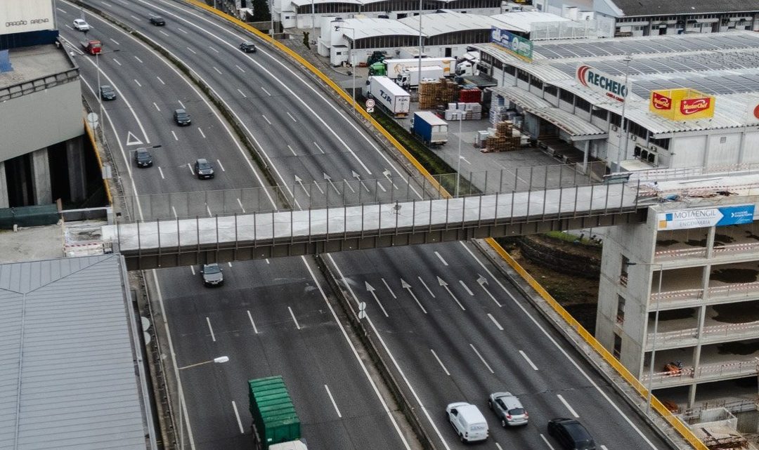 Nova ponte pedonal liga antigo Matadouro ao Estádio do Dragão Nova ponte pedonal liga antigo Matadouro ao Estádio do Dragão