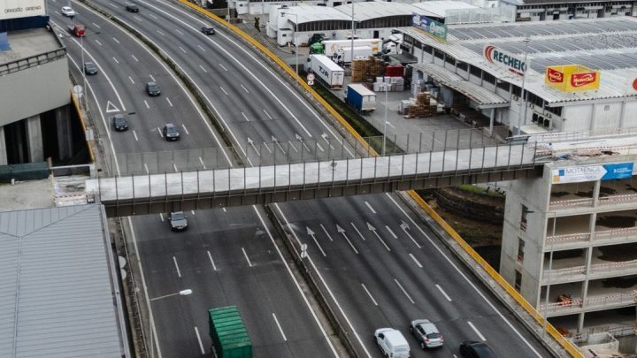 Nova ponte pedonal liga antigo Matadouro ao Estádio do Dragão
