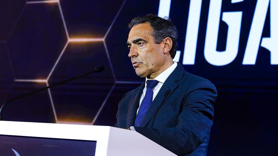 Reinaldo Teixeira eleito novo presidente da Liga de Clubes com maioria expressiva Reinaldo Teixeira eleito novo presidente da Liga de Clubes com maioria expressiva