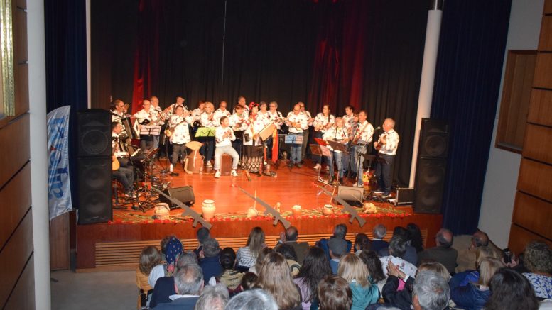 “Os Filhos da Pauta” celebram 25 de Abril com casa cheia em Alfena “Os Filhos da Pauta” celebram 25 de Abril com casa cheia em Alfena