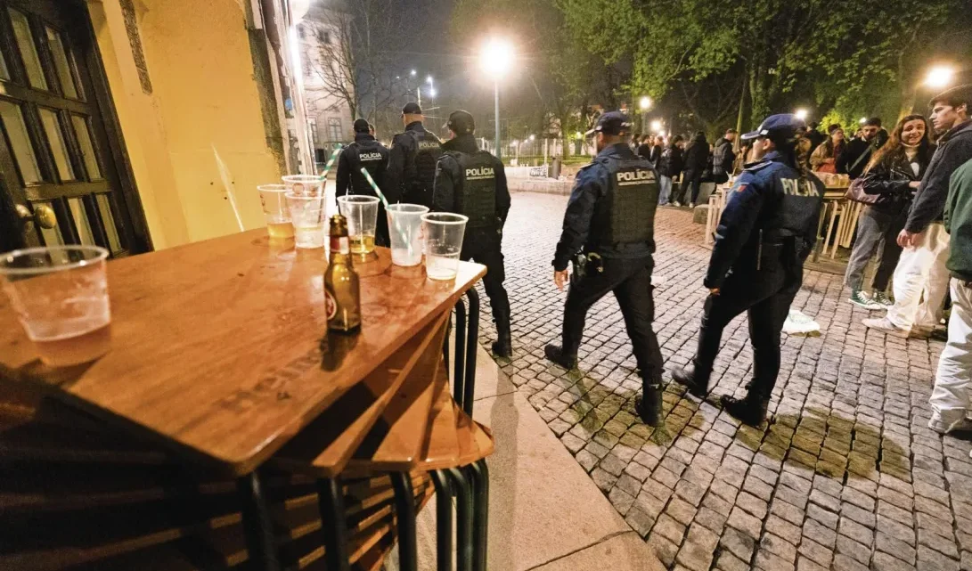 Empresários da noite pedem mais policiamento e fiscalização na Baixa do Porto