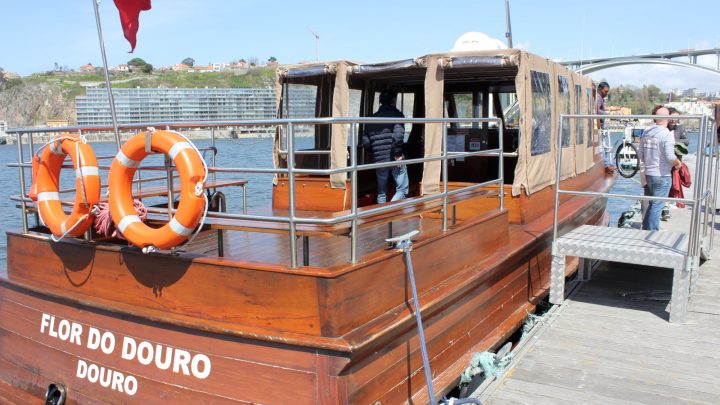 Porto e Gaia voltam a estar ligados por barco