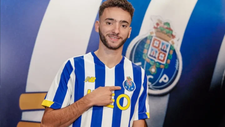 João Mário transfere-se do FC Porto para a Juventus por cerca de 12 milhões de euros
