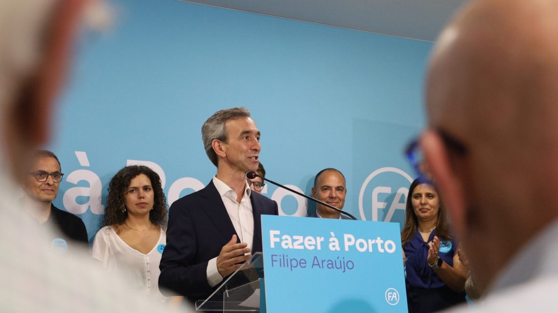 Filipe Araújo apresenta equipa de 12 candidatos a vereadores à Câmara do Porto Filipe Araújo apresenta equipa de 12 candidatos a vereadores à Câmara do Porto