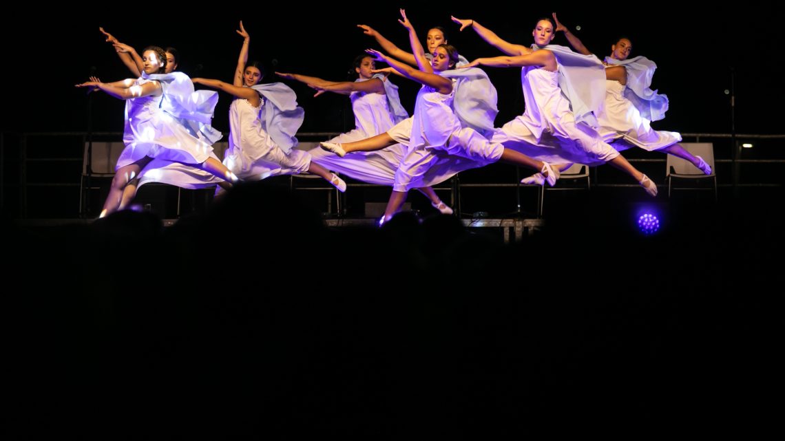 Festival “Danças do Mundo” encheu Santo Tirso de cor, ritmo e alegria Festival “Danças do Mundo” encheu Santo Tirso de cor, ritmo e alegria