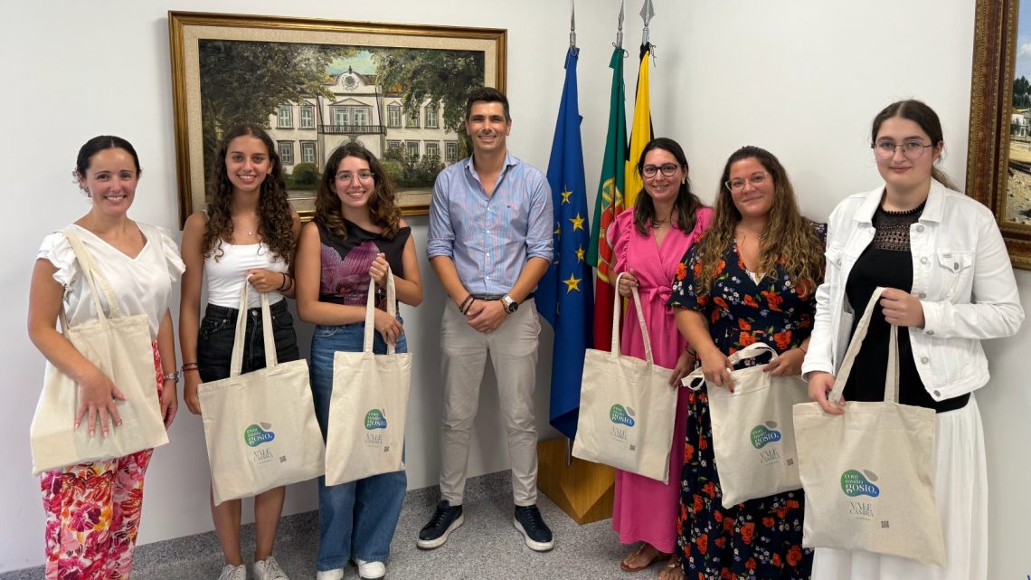 Jovens de Vale de Cambra participam em intercâmbio europeu no Luxemburgo Jovens de Vale de Cambra participam em intercâmbio europeu no Luxemburgo