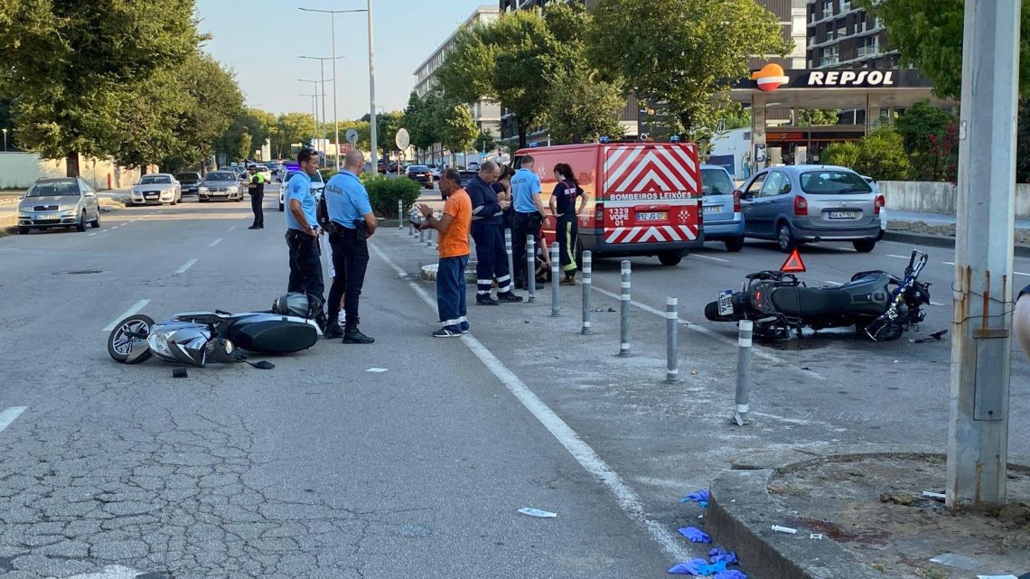Colisão entre duas motas em Matosinhos faz dois feridos, um em estado grave