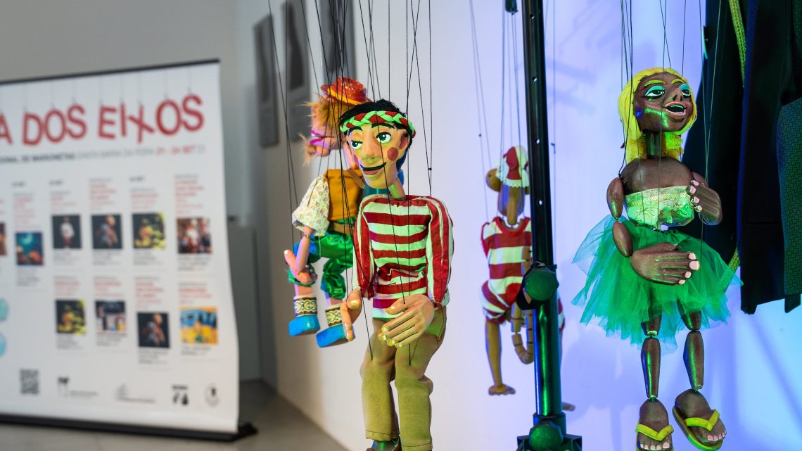 Fora dos Eixos celebra 25 anos de Rui Sousa e leva o mundo das marionetas a Santa Maria da Feira Fora dos Eixos celebra 25 anos de Rui Sousa e leva o mundo das marionetas a Santa Maria da Feira