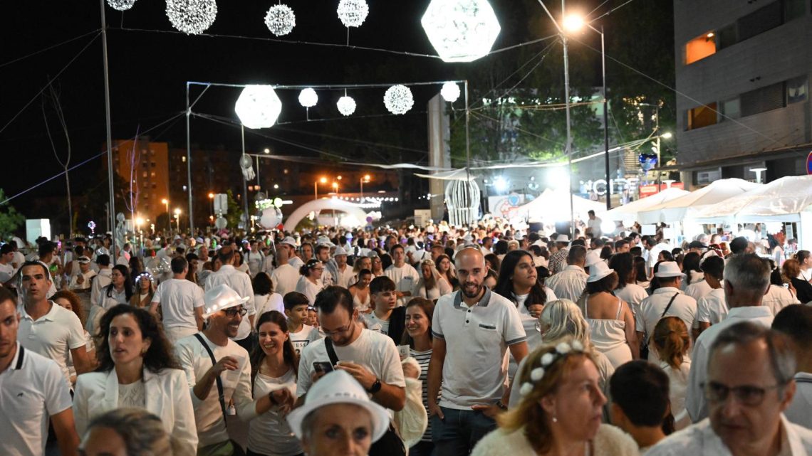Noite Branca regressa a Gondomar a 6 de setembro com Plutónio, Bárbara Bandeira e Carolina Deslandes Noite Branca regressa a Gondomar a 6 de setembro com Plutónio, Bárbara Bandeira e Carolina Deslandes
