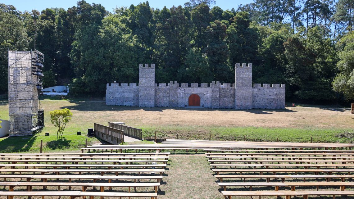 Viagem Medieval em Terra de Santa Maria abre com espetáculo de 500 ‘Filhos da Viagem’