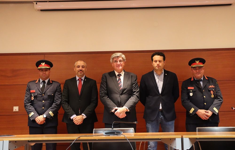 Oliveira de Azeméis assina acordos com corporações de bombeiros para reforçar proteção civil