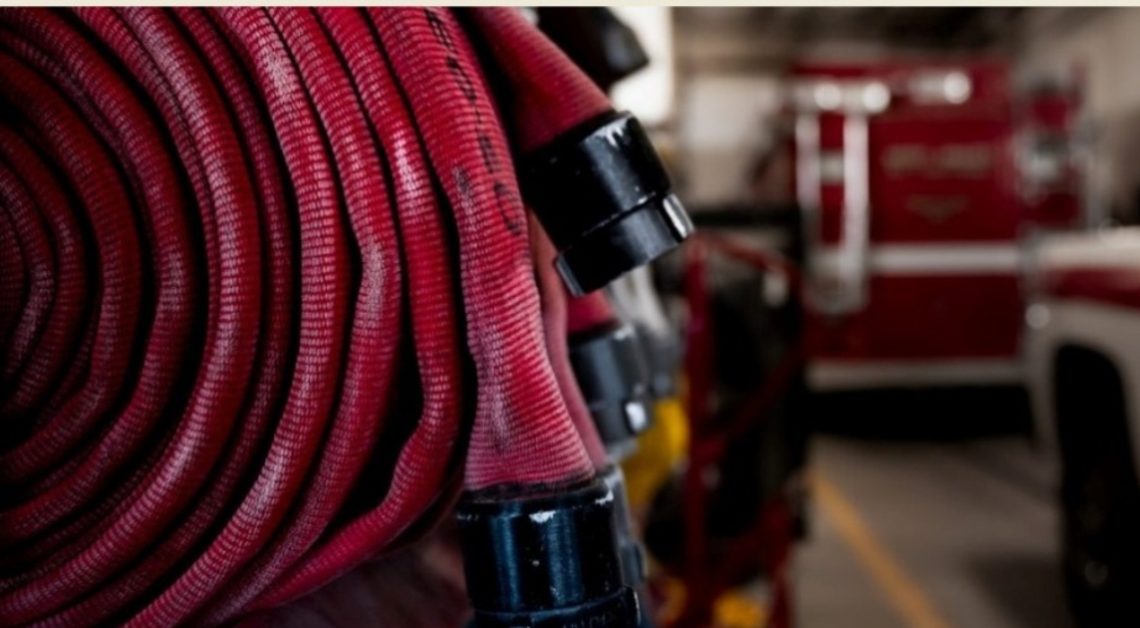 Incêndio em apartamento de Guifões provoca três feridos e leva à evacuação de prédio em Matosinhos Incêndio em apartamento de Guifões provoca três feridos e leva à evacuação de prédio em Matosinhos
