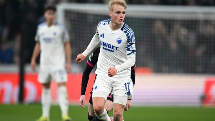 Médio do Copenhaga pode custar €18 milhões: FC Porto lidera corrida por Victor Froholdt