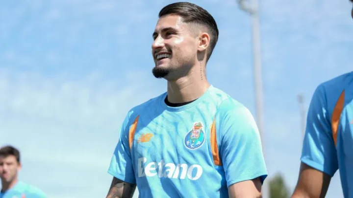 FC Porto recebe Twente em pré-temporada para apresentar nova matriz de jogo e reforços