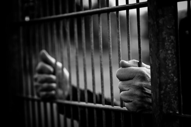 Homem detido em Espinho por suspeitas de crimes contra uma menor Homem detido em Espinho por suspeitas de crimes contra uma menor