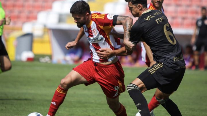 AVS volta a perder e fica no fundo da tabela da I Liga