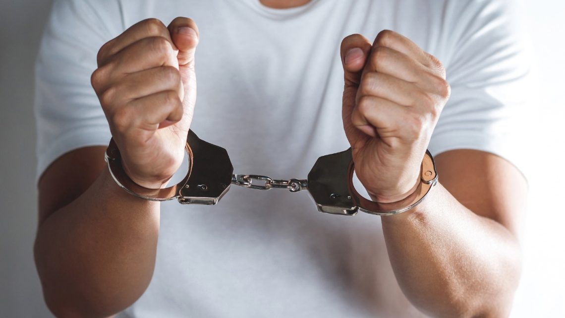PSP detém dois homens em Gondomar e Maia para cumprimento de penas de prisão PSP detém dois homens em Gondomar e Maia para cumprimento de penas de prisão