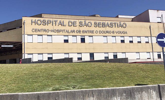 Hospital de São Sebastião na Feira sem comunicações telefónicas devido a falha técnica