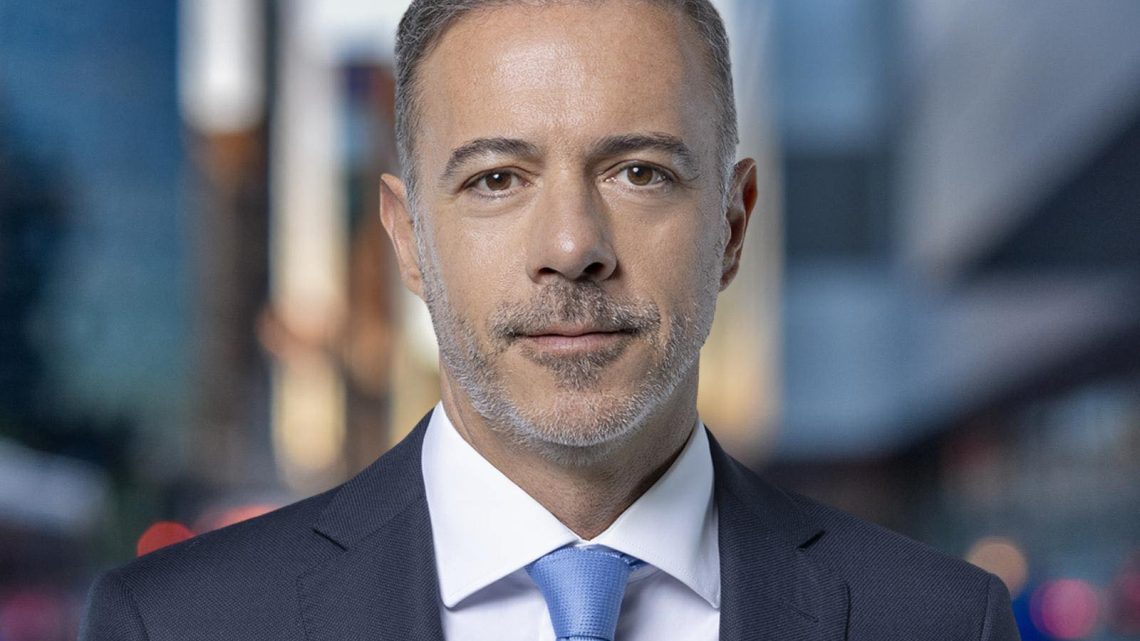 Pedro Duarte promete mais vagas em creches, redução do IRS e reforço da Polícia Municipal no Porto Pedro Duarte promete mais vagas em creches, redução do IRS e reforço da Polícia Municipal no Porto
