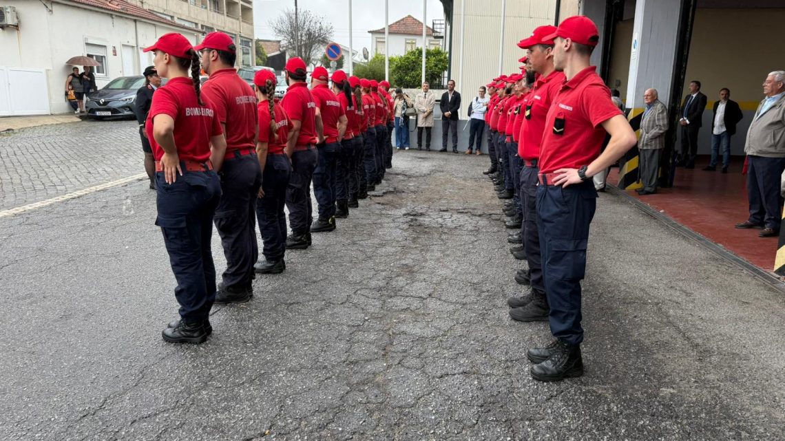 Bombeiros Voluntários de Leça do Balio celebram 94.º aniversário e promovem novos elementos Bombeiros Voluntários de Leça do Balio celebram 94.º aniversário e promovem novos elementos