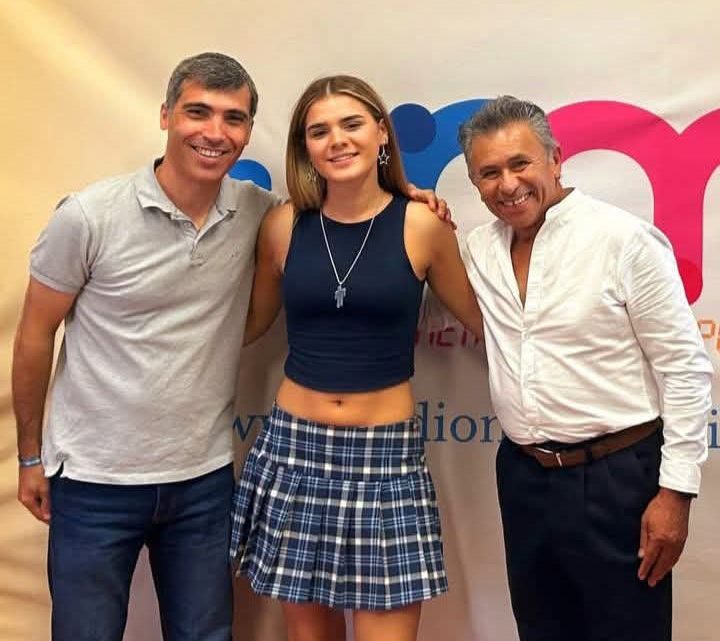 Soraya brilhou no programa “Domingos Mágicos” da Rádio Metropolitana Porto Soraya brilhou no programa “Domingos Mágicos” da Rádio Metropolitana Porto