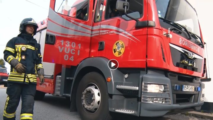 Incêndio em prédio de seis andares em Gaia provoca três feridos ligeiros