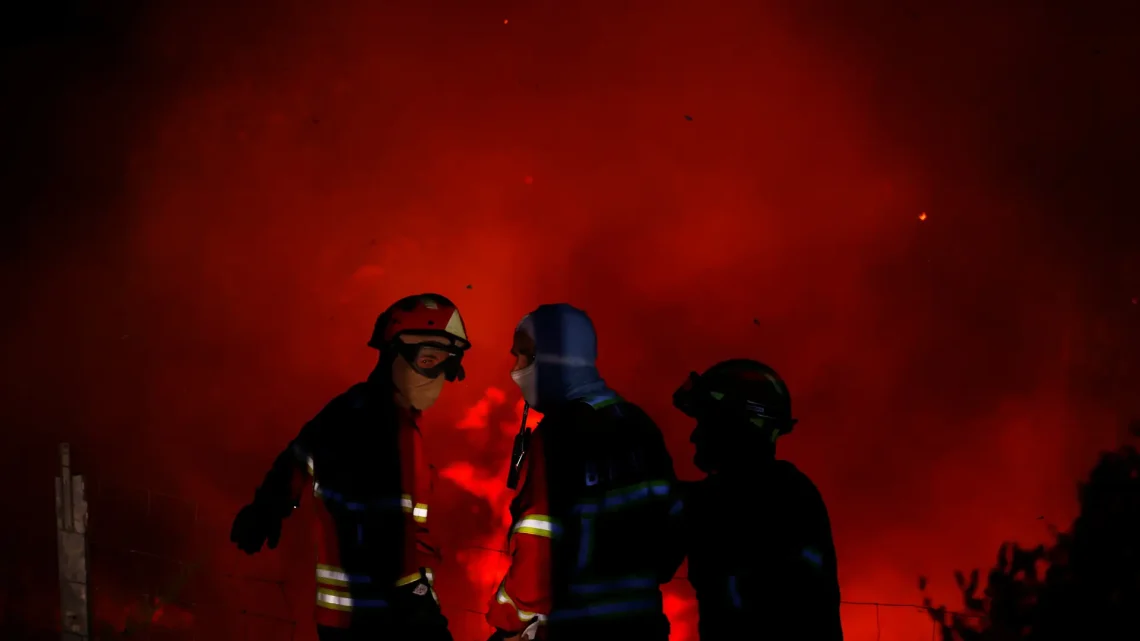 Incêndio em garagem em Gondomar foi controlado em 20 minutos Incêndio em garagem em Gondomar foi controlado em 20 minutos