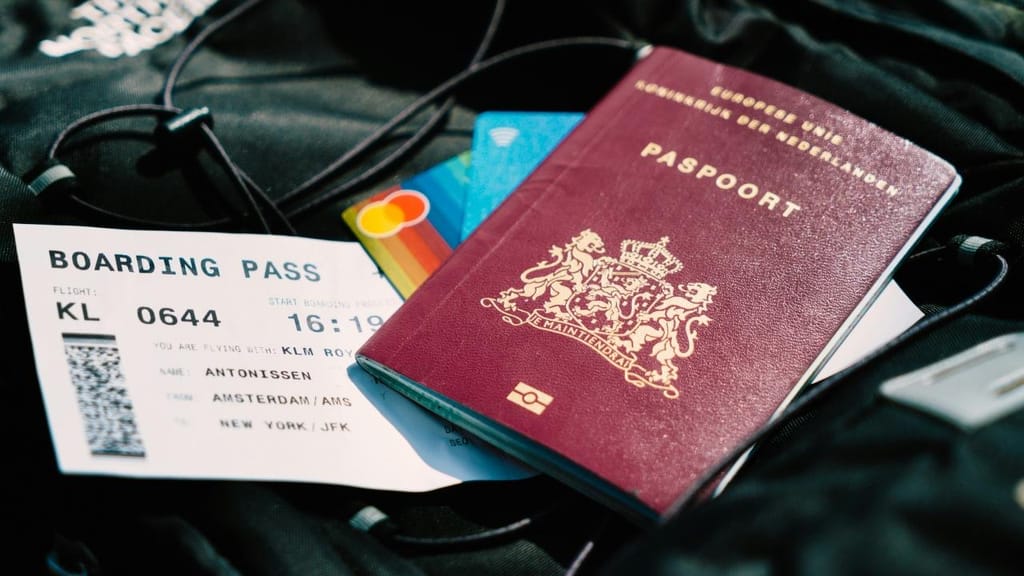 Cinco homens detidos no Aeroporto do Porto com passaportes falsos Cinco homens detidos no Aeroporto do Porto com passaportes falsos