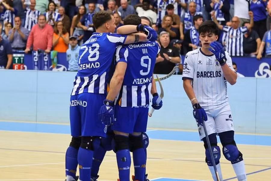 FC Porto vence Óquei de Barcelos na estreia do campeonato de hóquei em patins FC Porto vence Óquei de Barcelos na estreia do campeonato de hóquei em patins