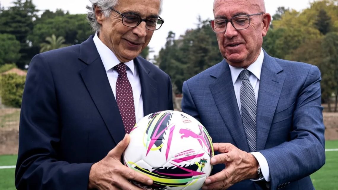 Presidente da Assembleia da República visita novo Centro de Formação da Associação de Futebol do Porto Presidente da Assembleia da República visita novo Centro de Formação da Associação de Futebol do Porto