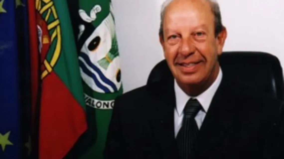 Morreu Fernando Melo, antigo presidente da Câmara de Valongo e ex-governador civil do Porto Morreu Fernando Melo, antigo presidente da Câmara de Valongo e ex-governador civil do Porto
