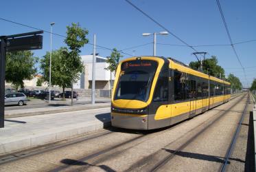 Acidente condiciona circulação do Metro entre Senhora da Hora e Francos e causa ferimentos graves a mulher de 30 anos