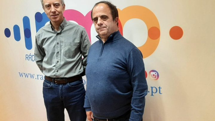 Eduardo Coelho recebeu o jornalista Valdemar Cruz no programa “Sobremesa Musical” para apresentar o livro “O Coliseu é Nosso”