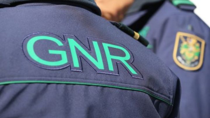 GNR detém homem por tráfico de droga em Valongo e apreende 100 doses de haxixe