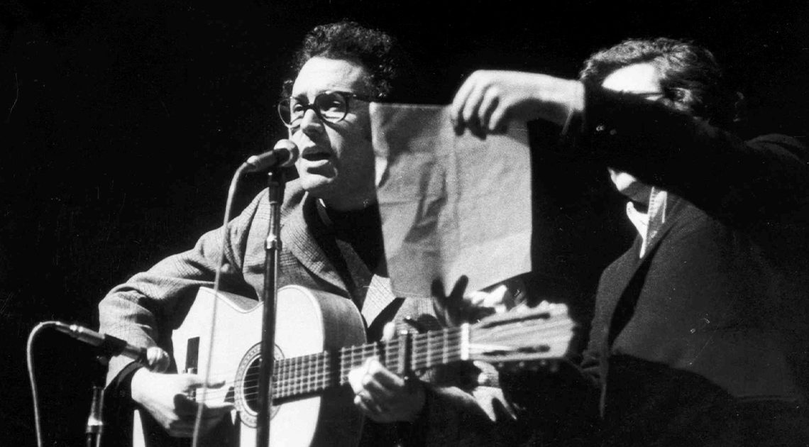 Teatro Experimental do Porto revisita José Afonso e pede força em tempos de incerteza