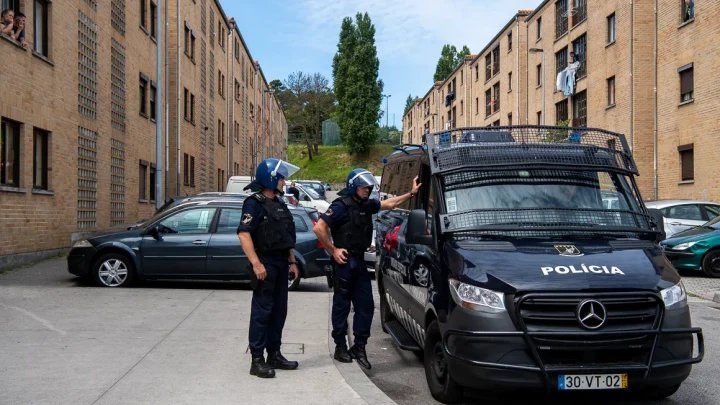 Três detidos após cinco dias de policiamento reforçado nos bairros da Pasteleira e Pinheiro Torres, no Porto