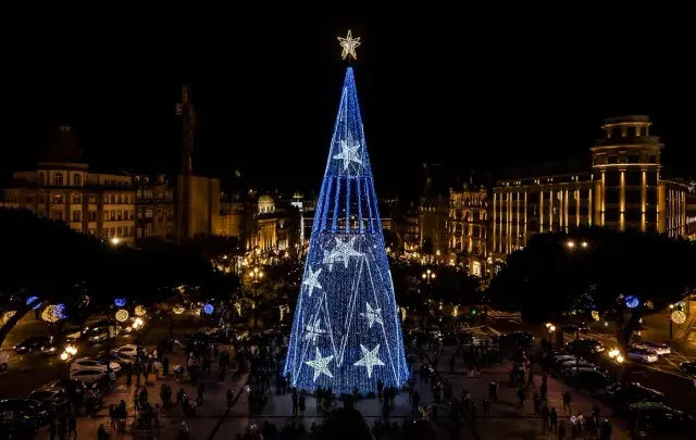 Natal no Porto acende-se a 29 de novembro com concertos, videomapping e animação por toda a cidade