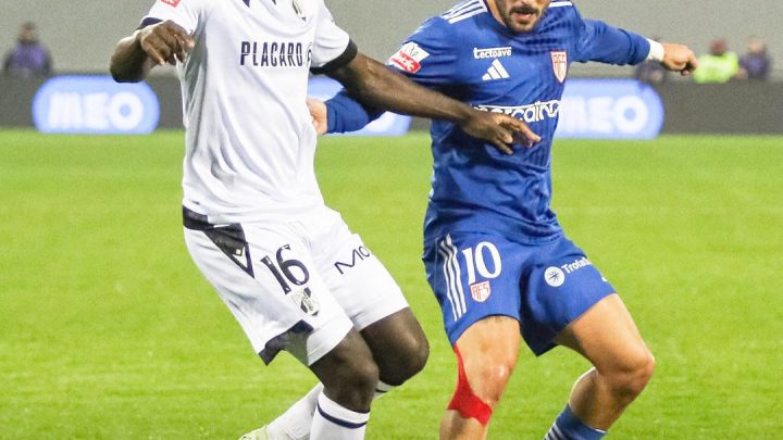 AVS sofre goleada em Guimarães e mantém má fase na Liga