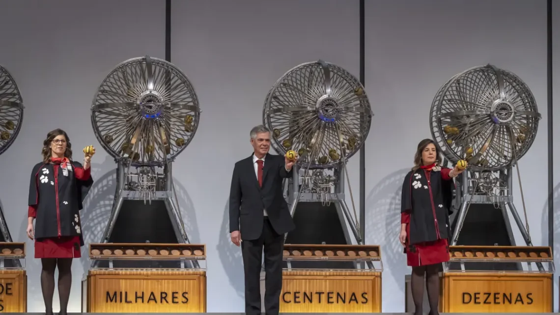 Lotaria Clássica de Natal distribui 12,5 milhões de euros no primeiro prémio