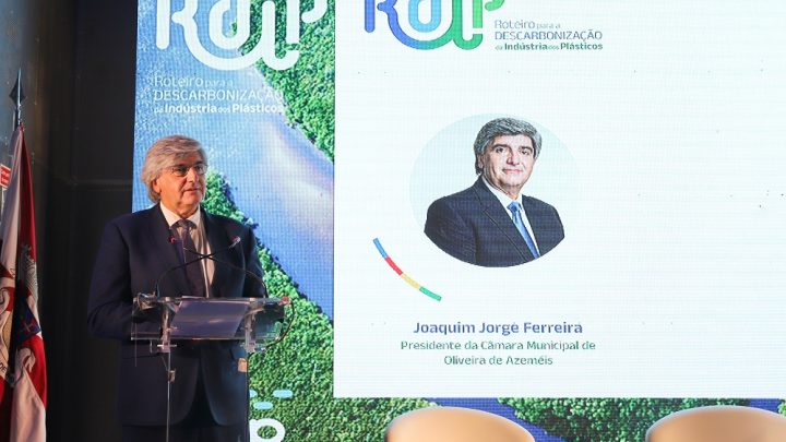 Oliveira de Azeméis reforça compromisso com a descarbonização da indústria dos plásticos