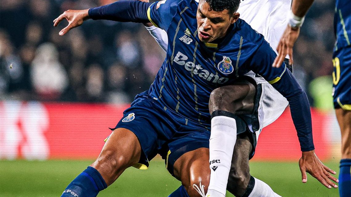 FC Porto vence em Guimarães e soma 10.º triunfo consecutivo na Primeira Liga