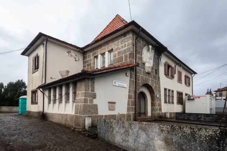 Reabilitação do antigo centro de saúde de S. Martinho do Campo avança em Santo Tirso