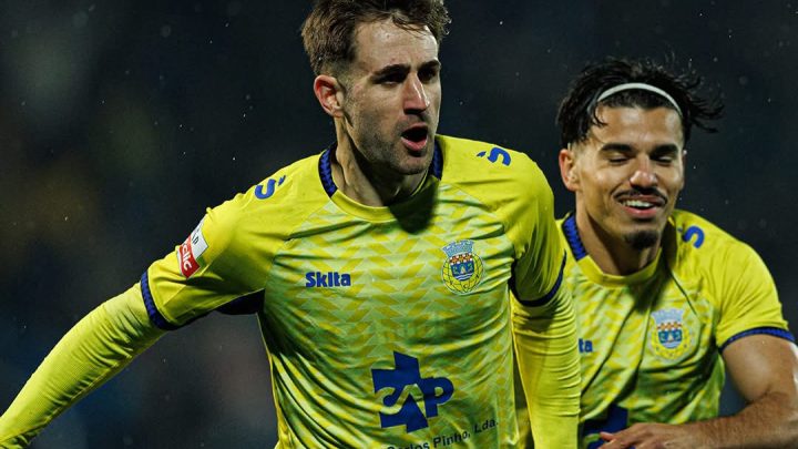 Arouca vence Rio Ave por 3-0 em Vila do Conde