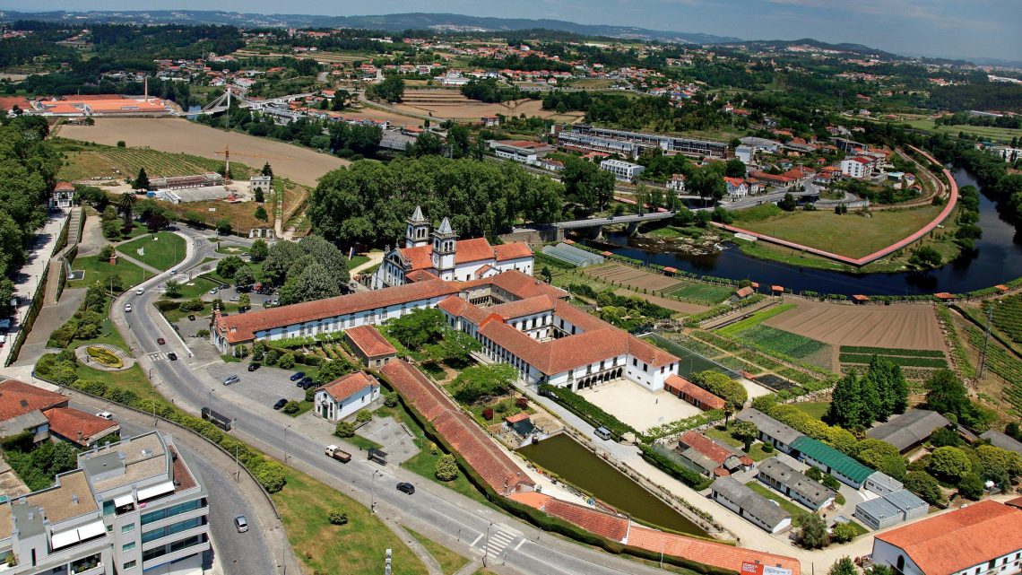 Diretora da Escola Agrícola de Santo Tirso afasta cenário de encerramento após renovação de contrato por um ano